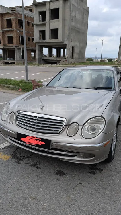Mercedes Benz E Class 2004 for Sale in Rawalpindi Image-1