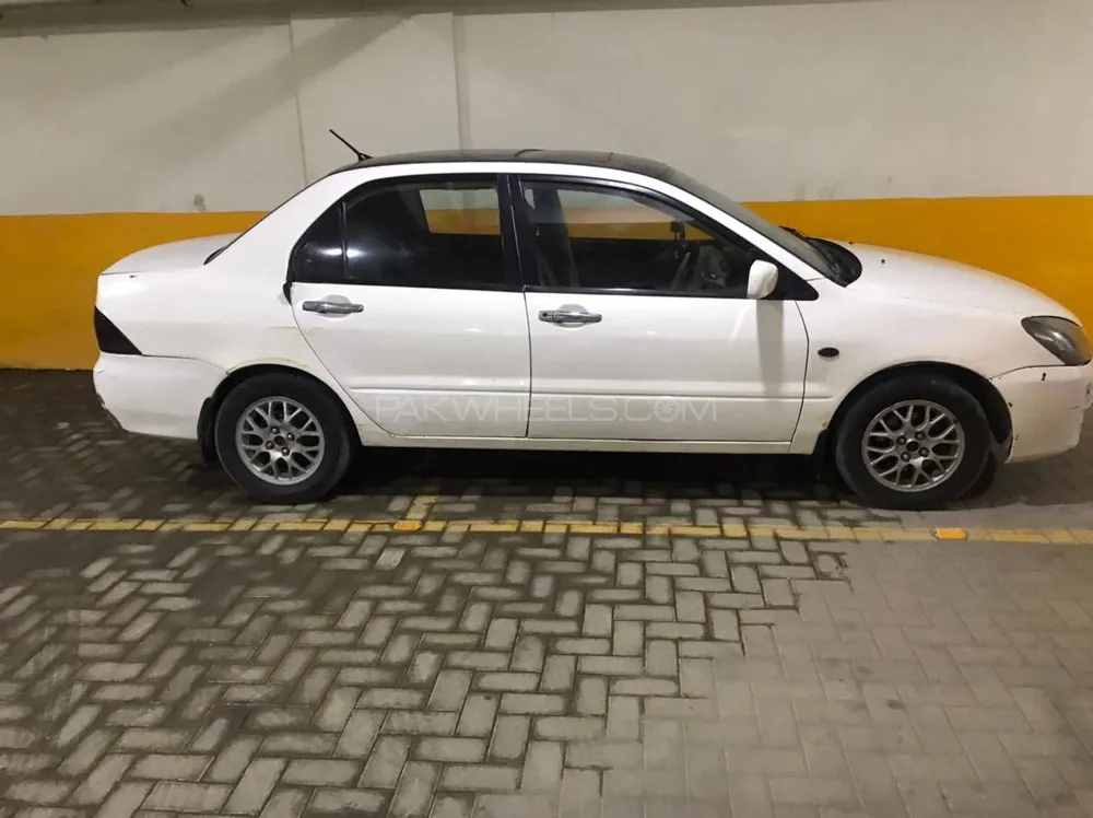 Mitsubishi Lancer 2006 for Sale in Karachi Image-1
