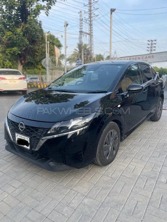 Nissan Note 2021 for Sale in Lahore Nissan Note 2021 for Sale in Lahore Image-2