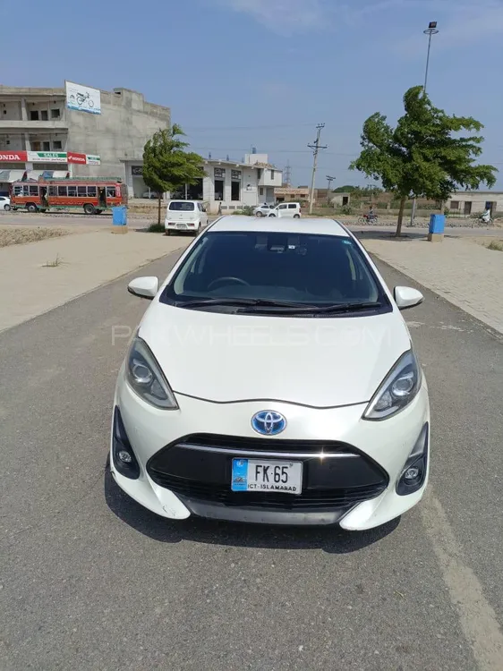 Toyota Aqua 2018 for Sale in Lahore Image-1