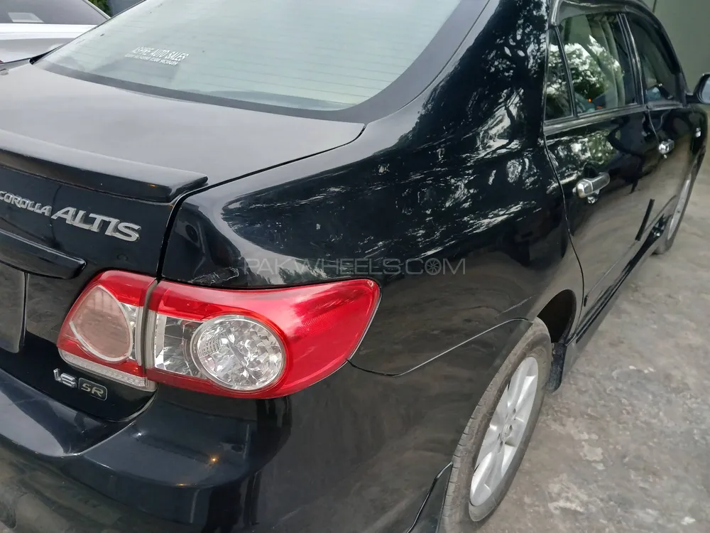 Toyota Corolla 2012 for Sale in Multan Image-1