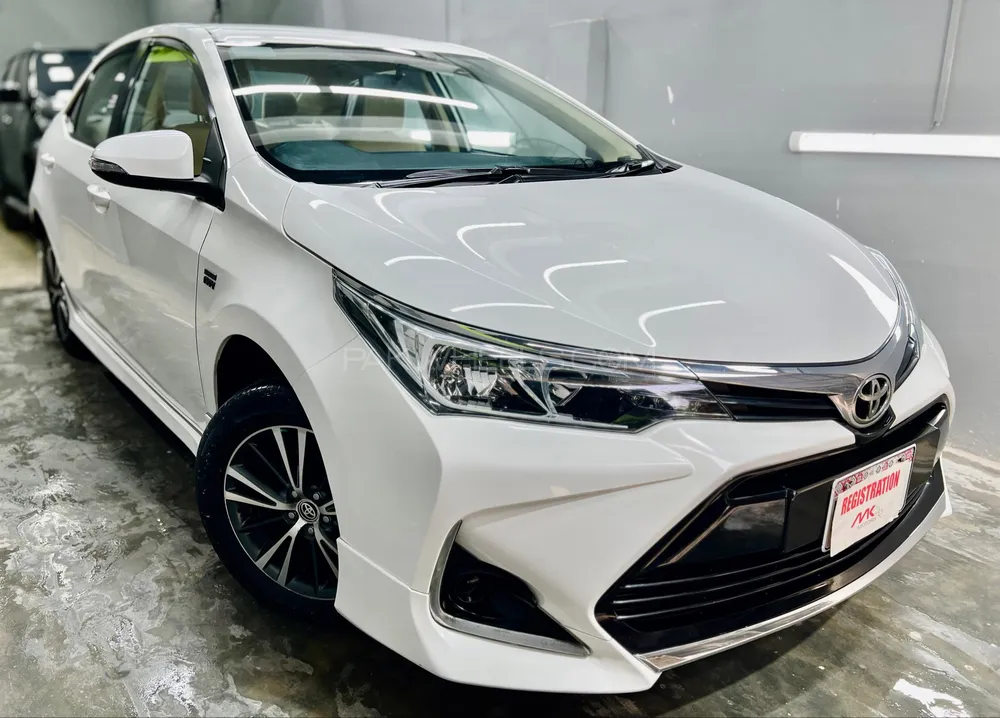 Toyota Corolla 2021 for Sale in Karachi Image-1