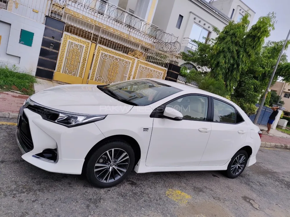 Toyota Corolla 2021 for Sale in Lahore Image-1