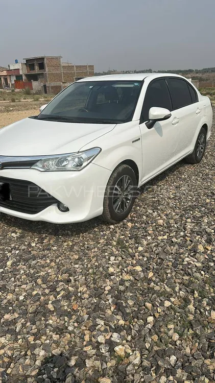 Toyota Corolla Axio 2016 for Sale in Islamabad Image-1