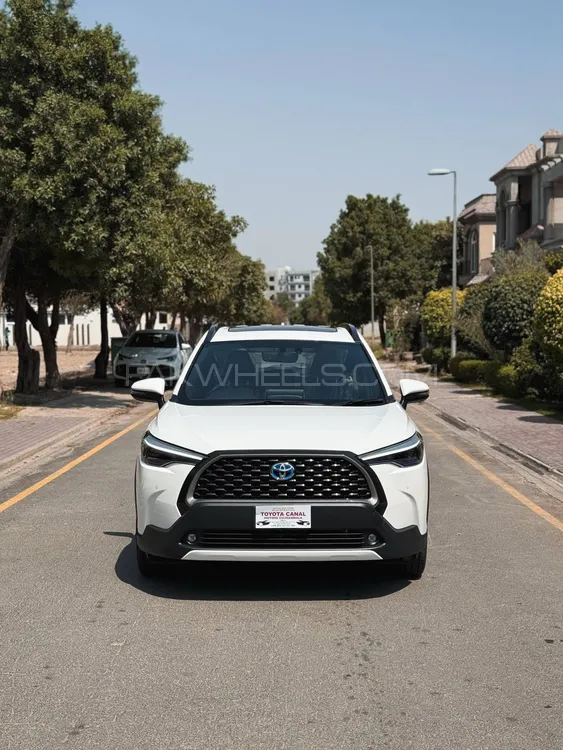 Toyota Corolla Cross 2025 for Sale in Lahore Image-1