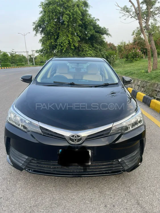 Toyota Corolla 2018 for Sale in Islamabad Image-1