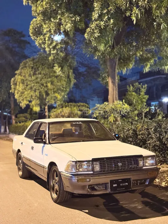 Toyota Crown 1988 for Sale in Peshawar Image-1