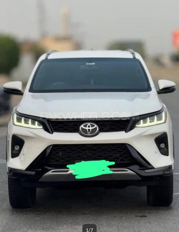Toyota Fortuner 2023 for Sale in Gujranwala Image-1