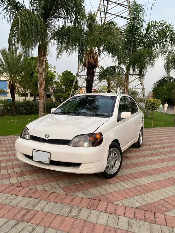 Toyota Platz 1999 for Sale in Islamabad Image-1