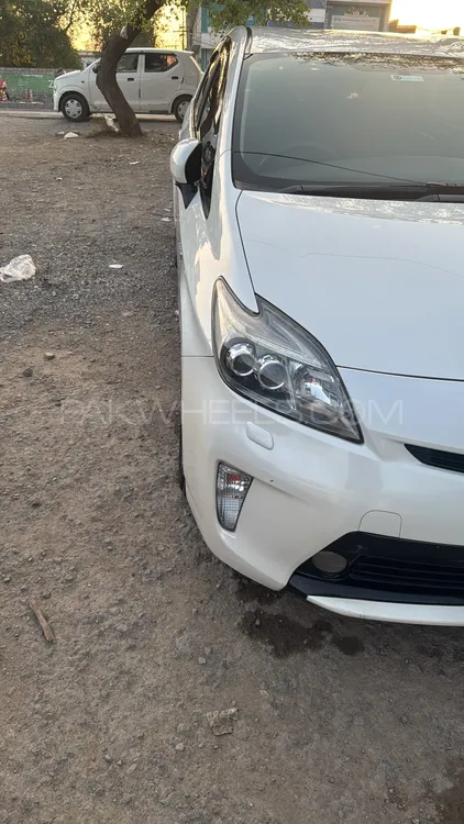 Toyota Prius 2014 for Sale in Wah cantt Image-1