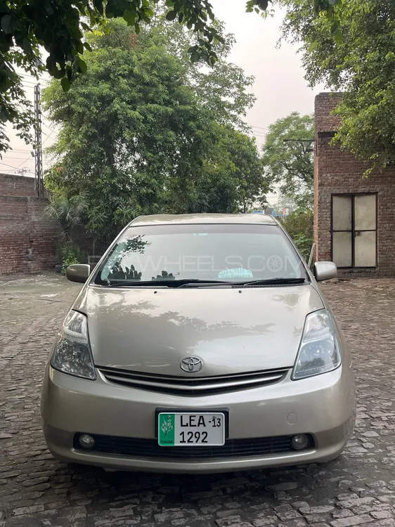 Toyota Prius 2008 for Sale in Gujranwala Image-1