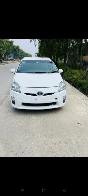 Toyota Prius 2011 for Sale in Mardan Image-1