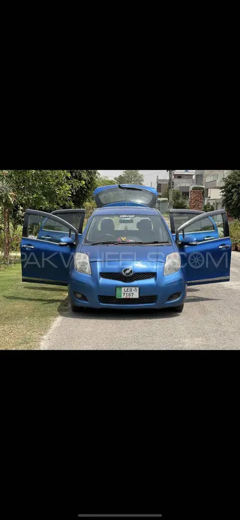 Toyota Vitz 2012 for Sale in Lahore Image-1
