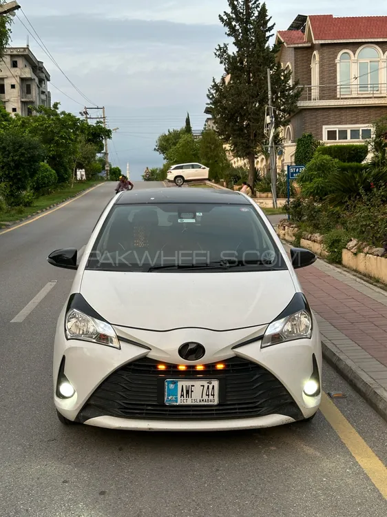 Toyota Vitz 2017 for Sale in Islamabad Image-1
