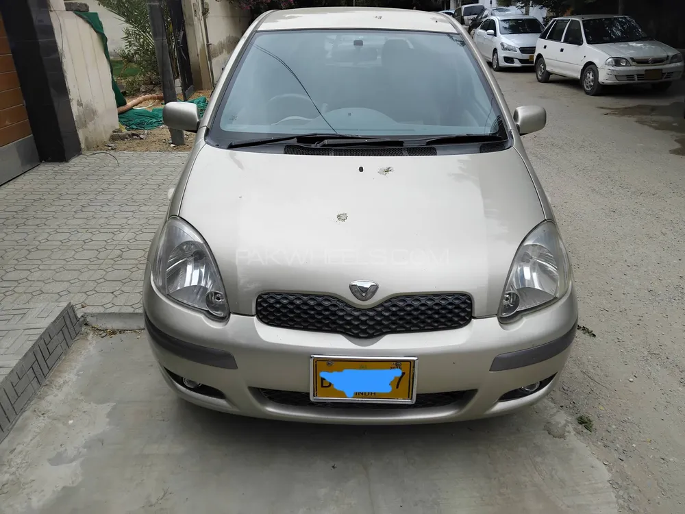 Toyota Vitz 2003 for Sale in Karachi Image-1