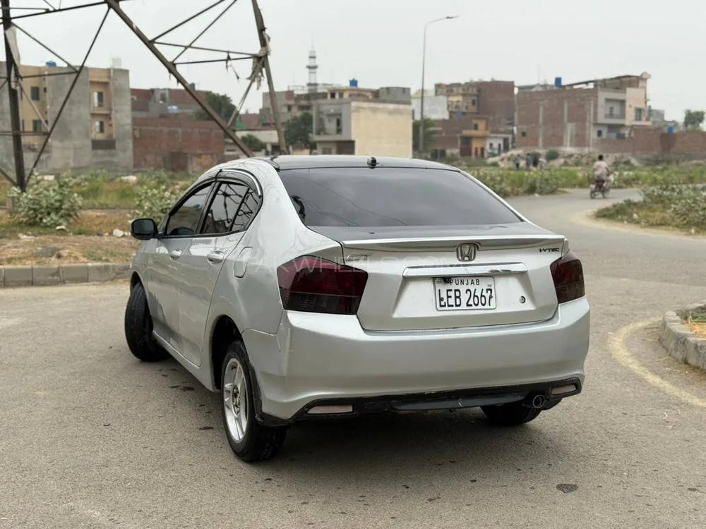 Honda City 2010 for Sale in Lahore Image-1
