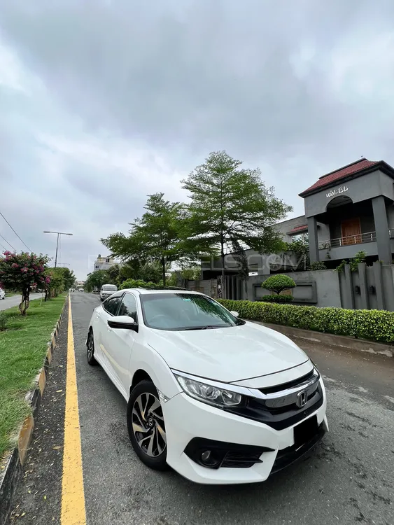 Honda Civic 2019 for Sale in Faisalabad Image-1