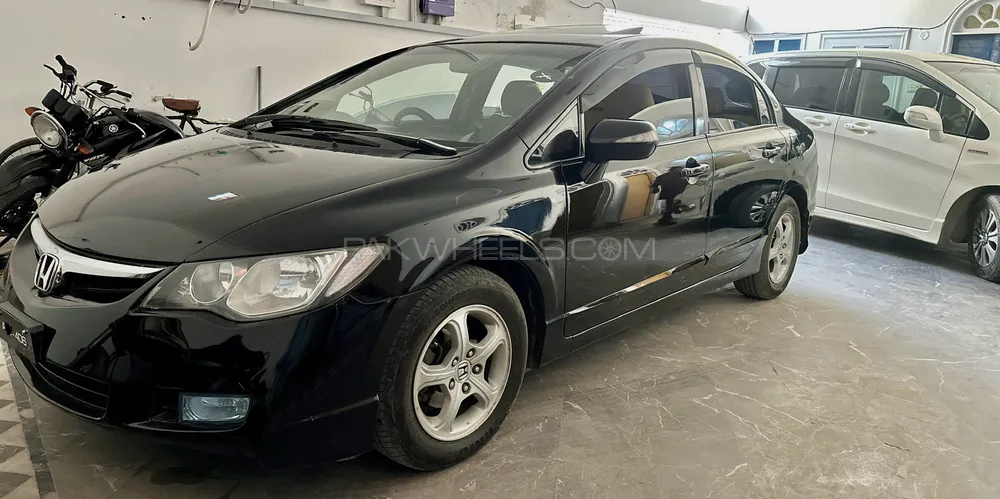 Honda Civic 2010 for Sale in Faisalabad Image-1