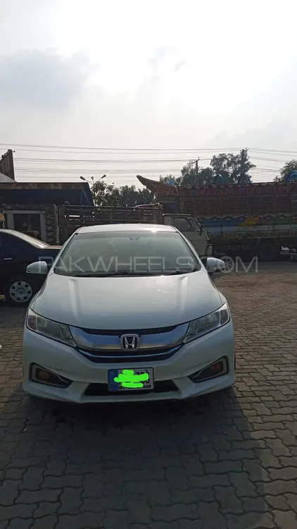 Honda Grace Hybrid 2016 for Sale in Lahore Image-1