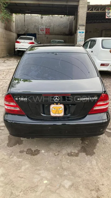 Mercedes Benz C Class 2006 for Sale in Faisalabad Image-1
