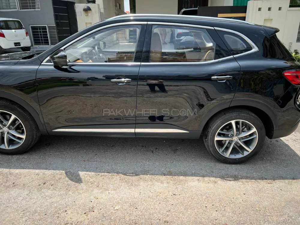 MG HS 2023 for Sale in Islamabad Image-1