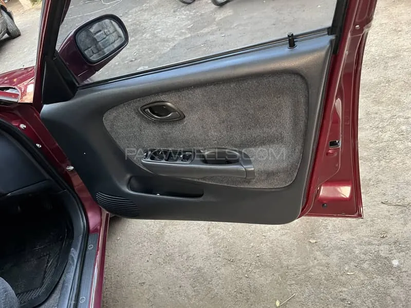Suzuki Baleno 2001 for Sale in Attock Image-1