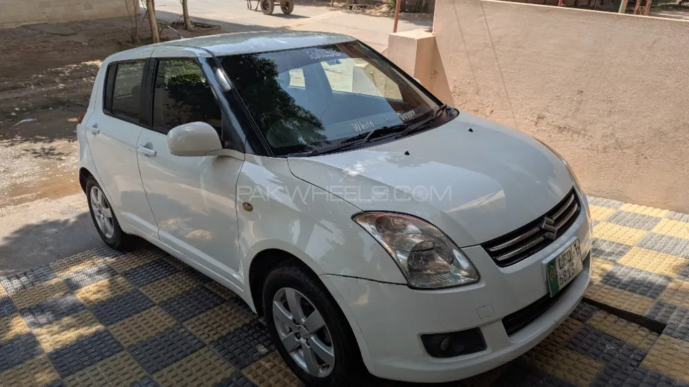 Suzuki Swift 2012 for Sale in Jhang Image-1