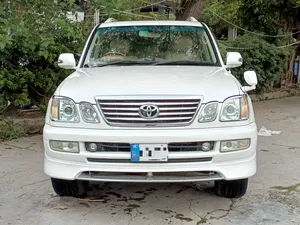 Toyota Land Cruiser Cygnus 2004 for Sale