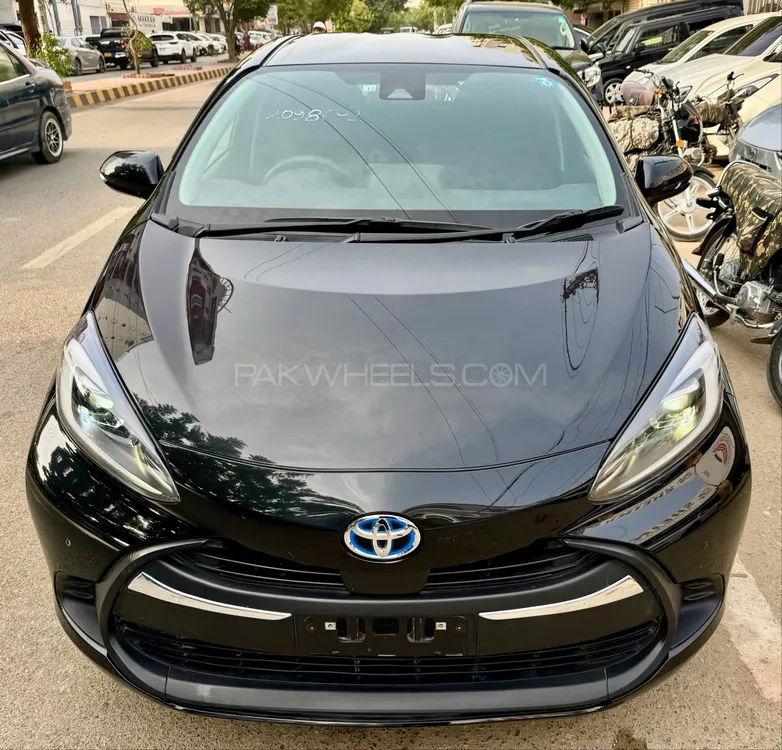 Toyota Aqua 2022 for Sale in Karachi Image-1
