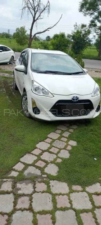 Toyota Aqua 2015 for Sale in Haripur Image-1