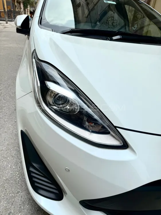 Toyota Aqua 2020 for Sale in Peshawar Image-1