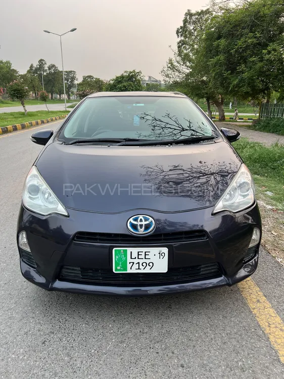 Toyota Aqua 2015 for Sale in Islamabad Image-1