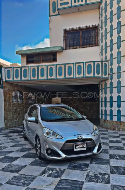 Toyota Aqua 2015 for Sale in Karachi Image-1
