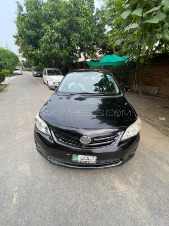 Toyota Corolla 2014 for Sale in Lahore Image-1