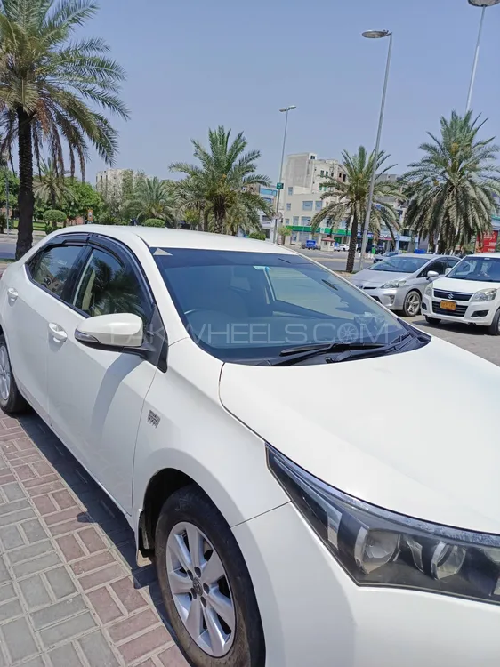 Toyota Corolla 2015 for Sale in Lahore Image-1