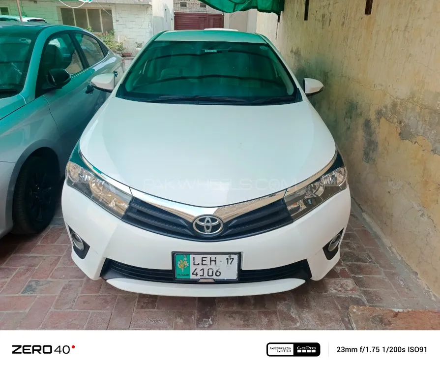 Toyota Corolla 2017 for Sale in Multan Image-1