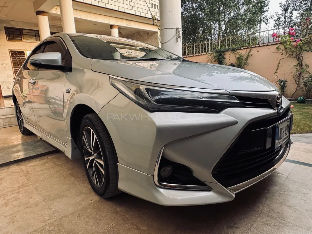 Toyota Corolla 2018 for Sale in Abbottabad Image-1