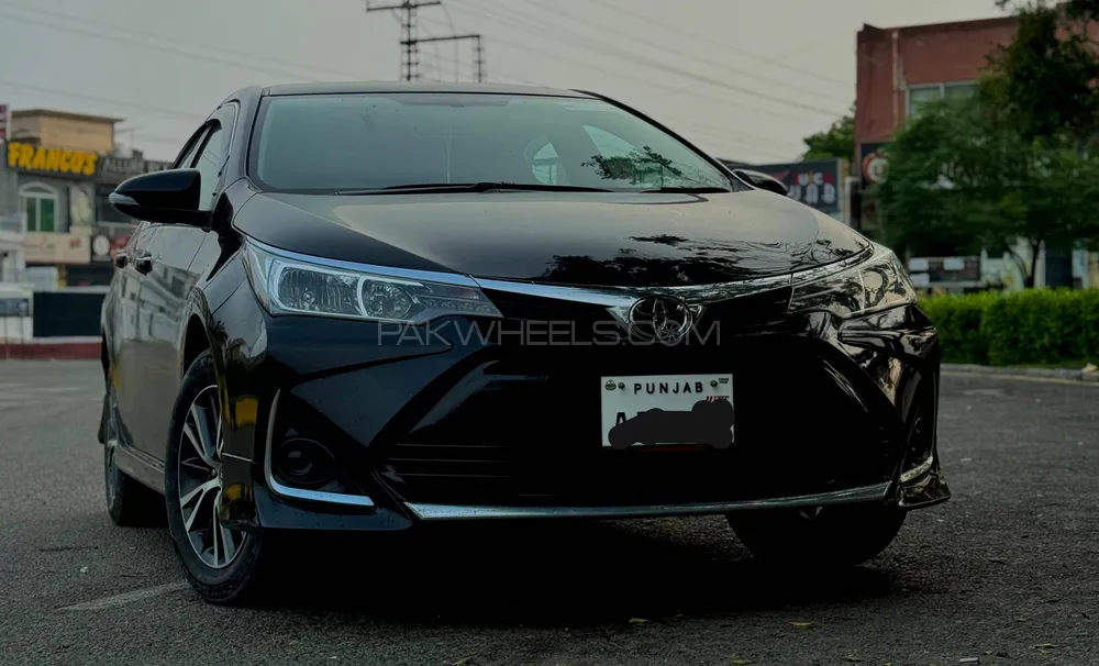 Toyota Corolla 2022 for Sale in Lahore Image-1