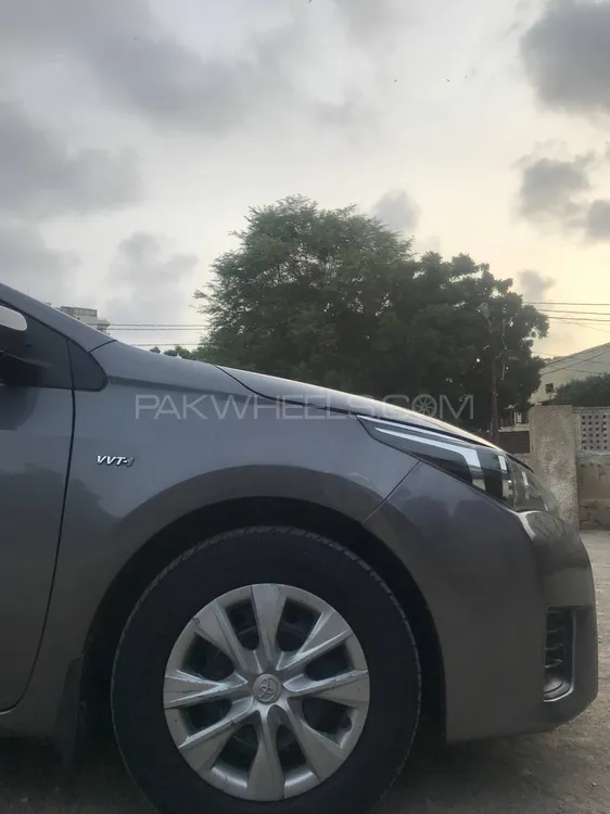 Toyota Corolla 2015 for Sale in Karachi Image-1