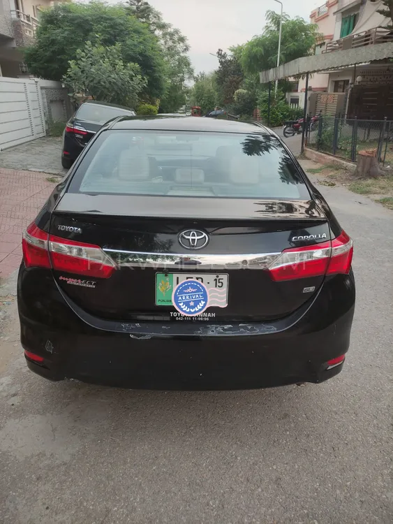 Toyota Corolla 2015 for Sale in Islamabad Image-1