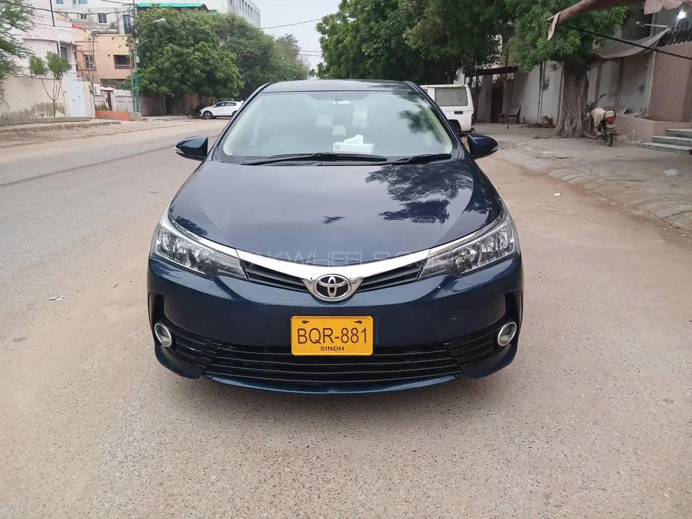 Toyota Corolla 2019 for Sale in Karachi Image-1