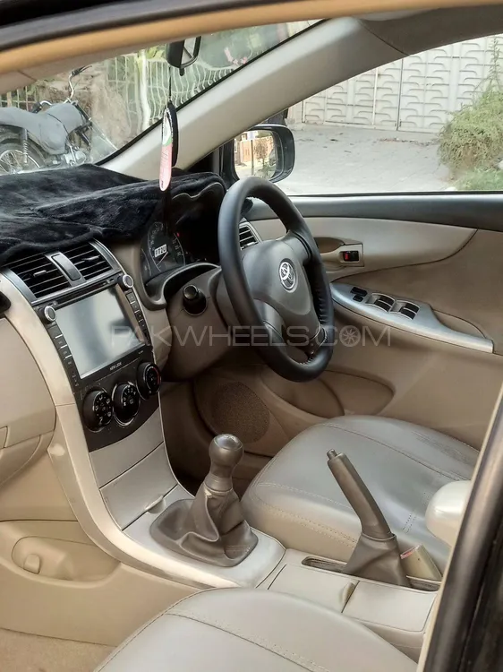 Toyota Corolla 2009 for Sale in Karachi Image-1