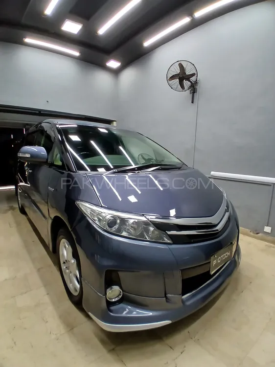 Toyota Estima 2013 for Sale in Karachi Image-1