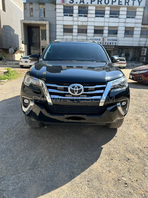 Toyota Fortuner 2020 for Sale in Islamabad Image-1