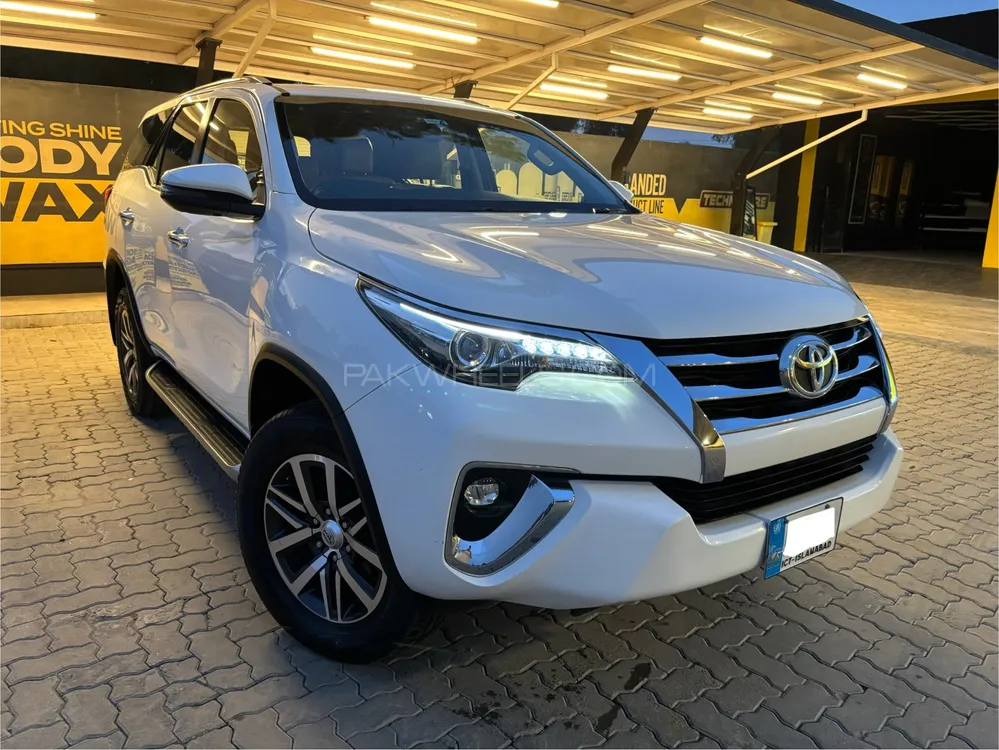 Toyota Fortuner 2020 for Sale in Islamabad Image-1