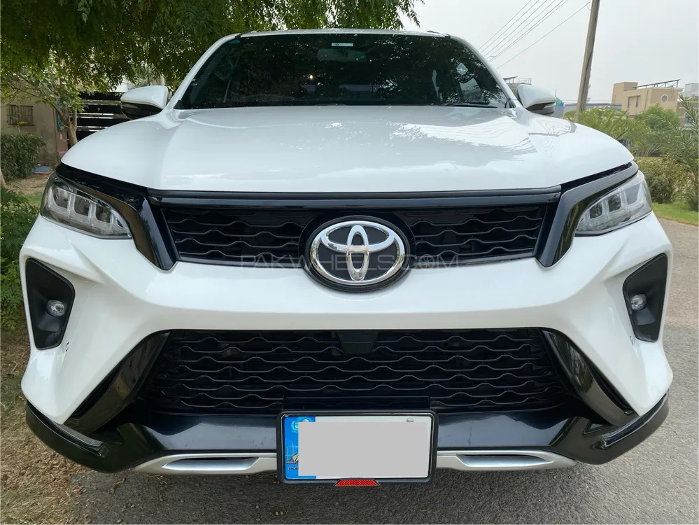 Toyota Fortuner 2022 for Sale in Lahore Image-1