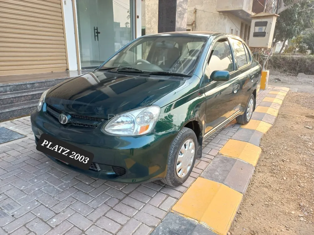 Toyota Platz 2003 for Sale in Karachi Image-1