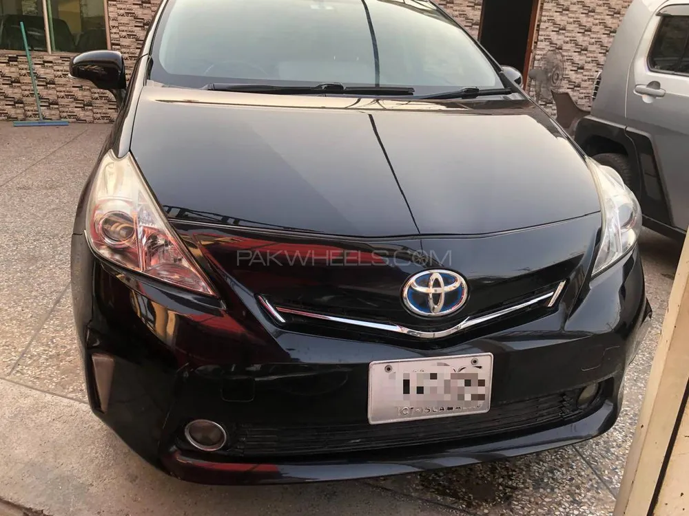 Toyota Prius 2012 for Sale in Islamabad Image-1