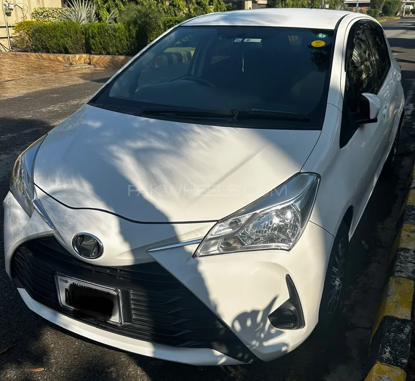 Toyota Vitz 2018 for Sale in Gujranwala Image-1