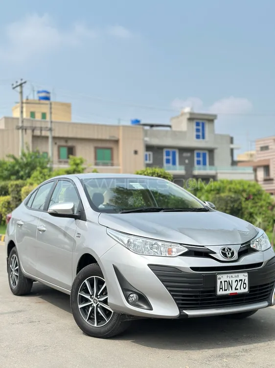 Toyota Yaris Sedan 2021 for Sale in Lahore Image-1